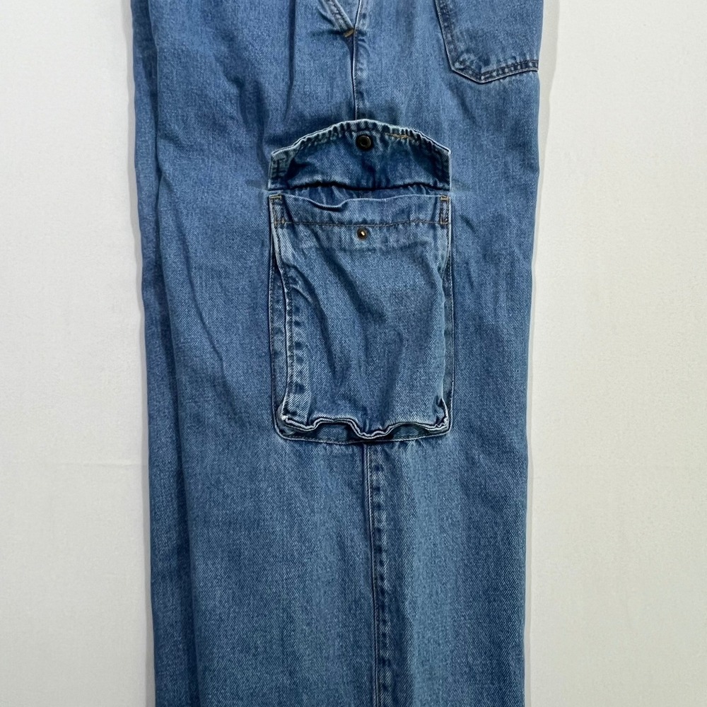 Universal Thread Cargo Jeans Wide Leg High Rise Medium Wash Blue Womens 12R - Picture 16 of 16